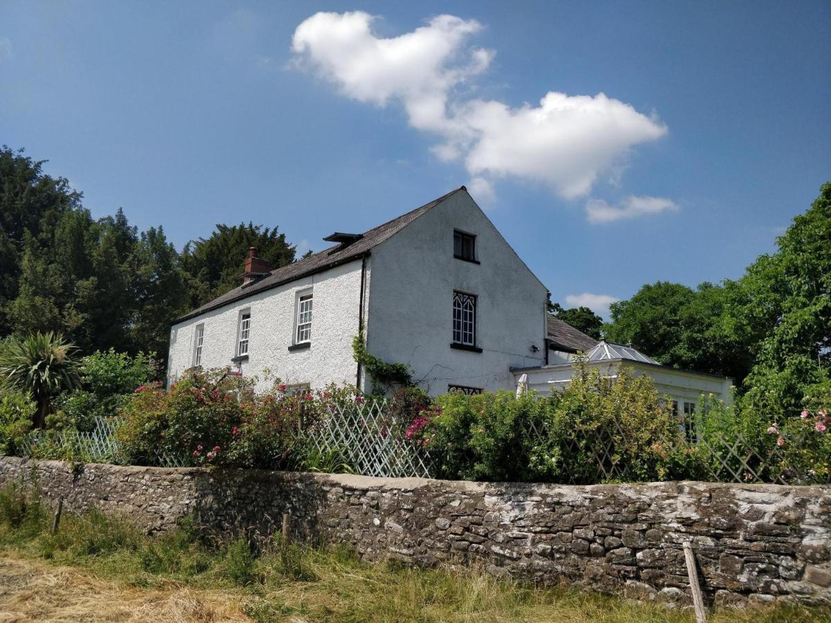 The Old Rectory Bed & Breakfast Abergavenny Esterno foto
