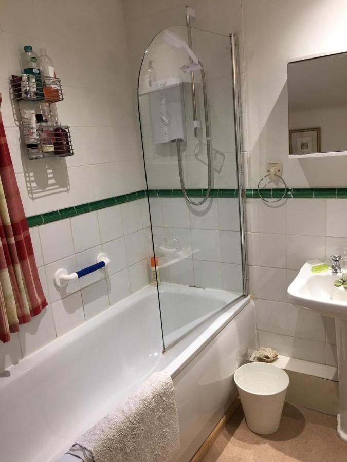 The Old Rectory Bed & Breakfast Abergavenny Esterno foto